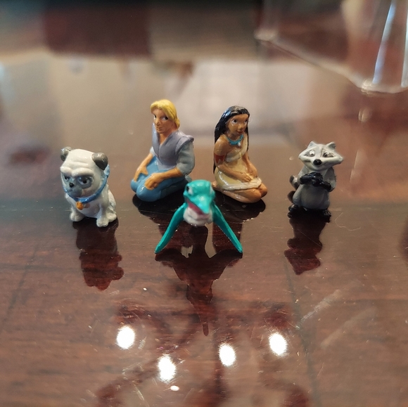 Disney Pocahontas Mini Figurine SetSOLD - Picture 11 of 17